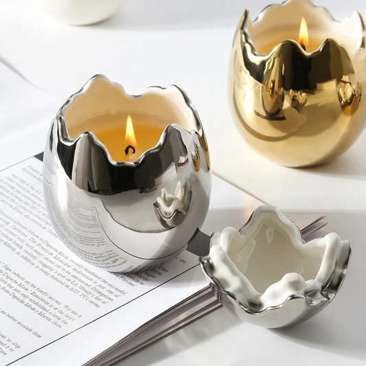 Luxury Eggshell -Style Ceramic Candle Jar ( Comes without a candle ) - Gold / Silver Home Decor