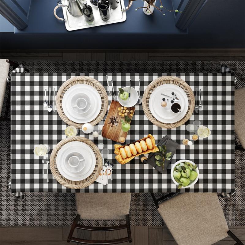 Black & White Gingham Fine Linen Table Cloth