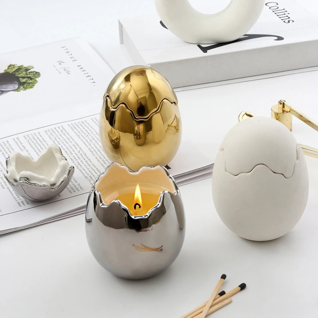Luxury Eggshell -Style Ceramic Candle Jar ( Comes without a candle ) - Gold / Silver Home Decor