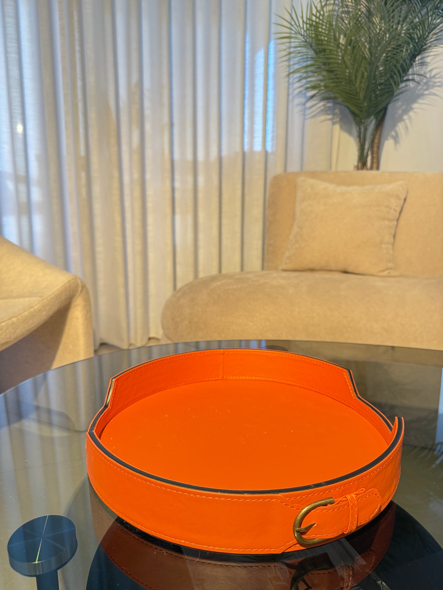 Chic Versatility: The Paris Leather Tray (Light Brown)