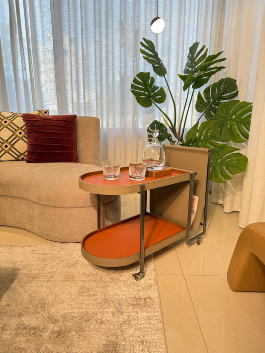 Luxury U Saddle Leather Side Table - Modern Round Stainless Steel Accent Table