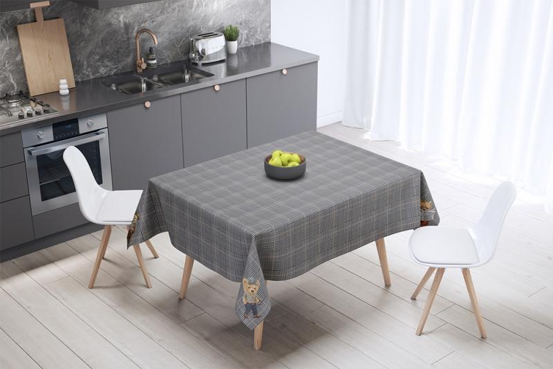 Luxury Fine Linen Tablecloth - Distinguished Teddy Bear Series